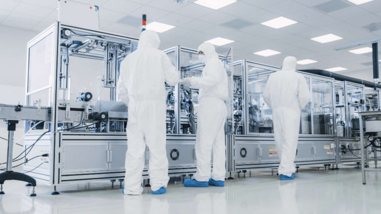 Sterile, high-precision semiconductor cleanroom manufacturing