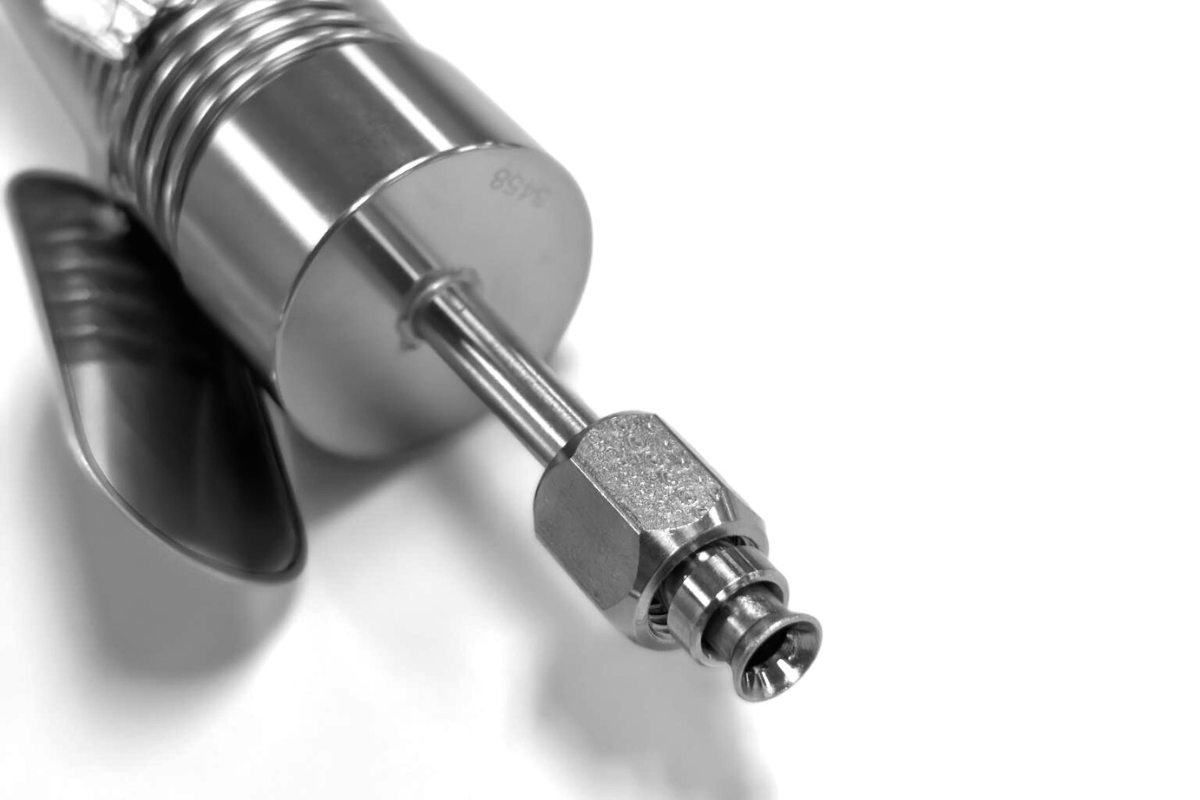 End fitting options include flared swivel JIC or AN nuts